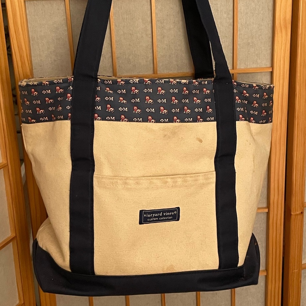 Vineyard Vines Phi Mu Bag